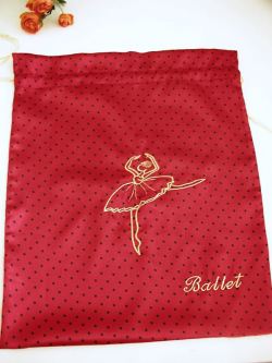 B2-34　バレリーナ刺繍ドットプリント巾着